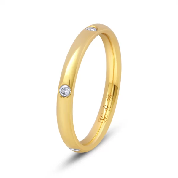 wedding ring in yellow gold 18K and five diamonds VS