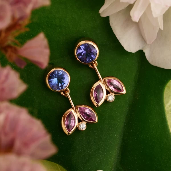 earrings in pink gold 18K with round blue tanzanite and marquise pink saphir and diamonds